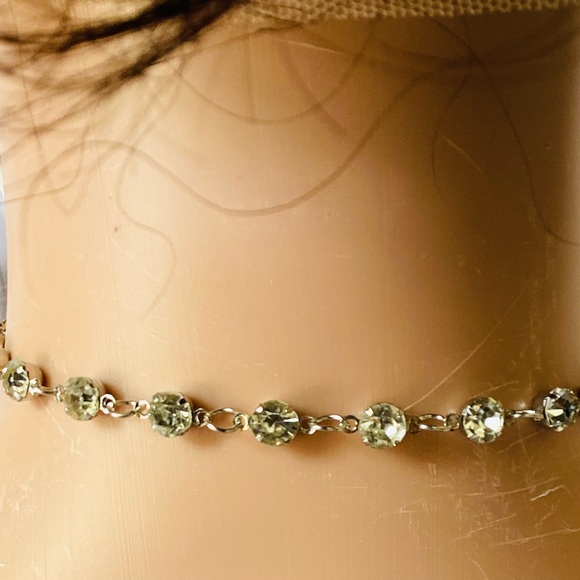 ❤️🙏Beautiful Pearlstone Fashion necklace very delicate light for woman - Picture 2 of 6